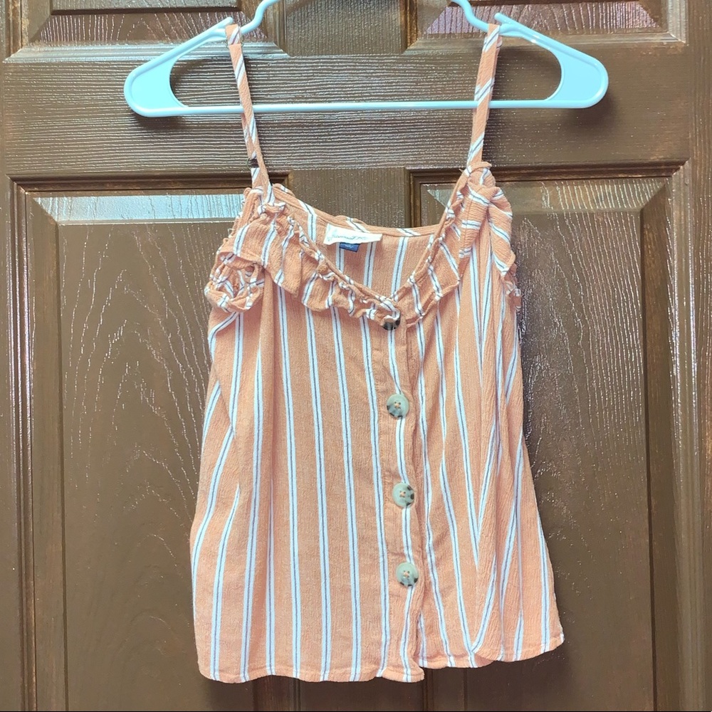 Small loose tank top